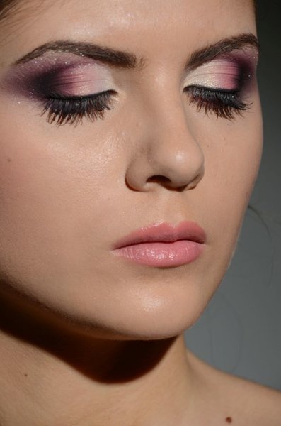 Luiza Maghiari - Make-up Artist